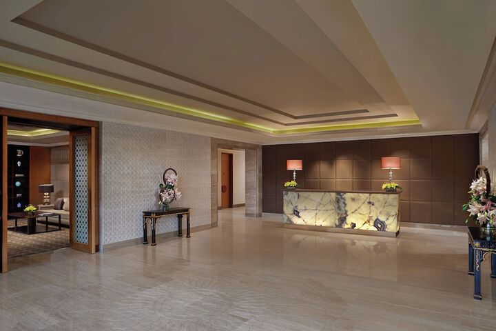 Guest Lobby