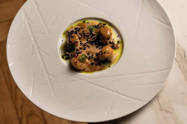 Dining 93 of 111