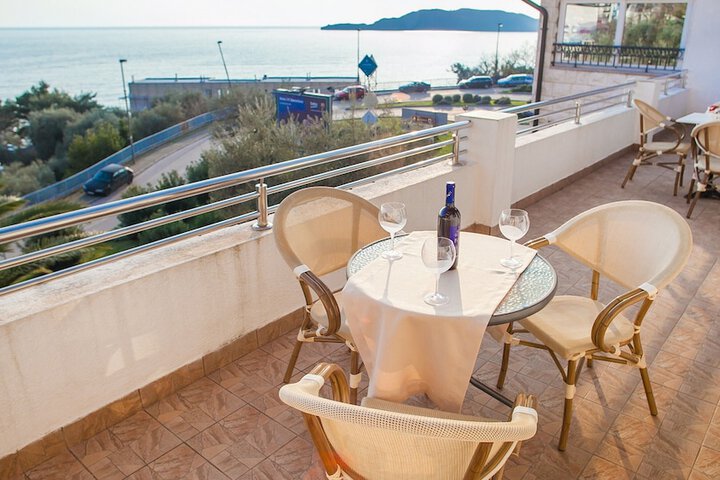 Terrace/Patio 114 of 132