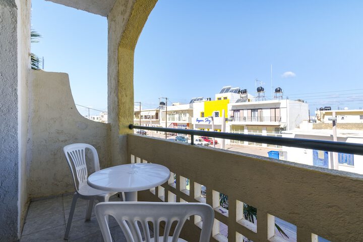 Terrace/Patio 12 of 24