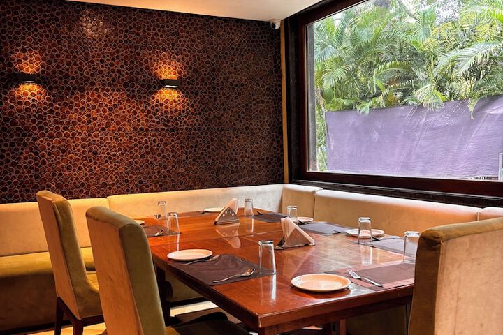 Dining 49 of 68