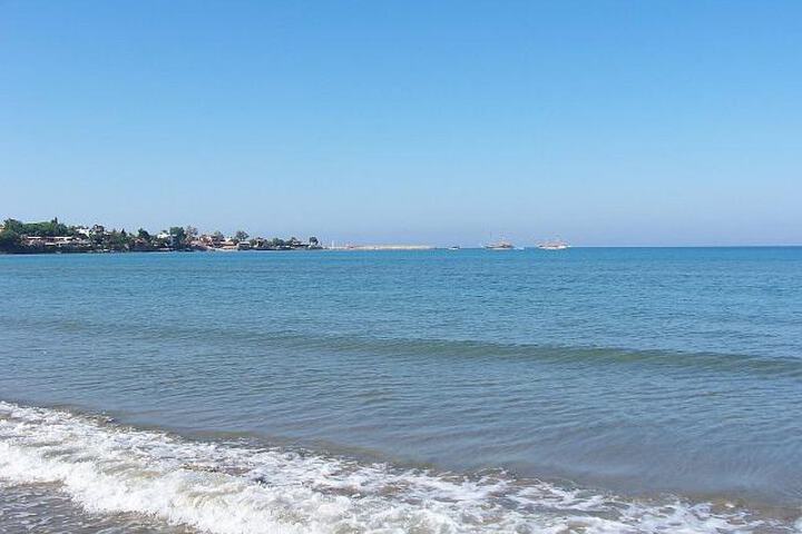 Beach 31 of 66