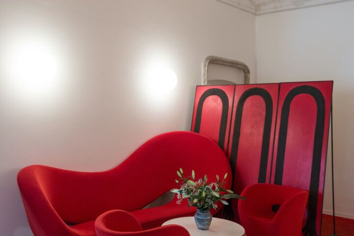 Guest Lobby