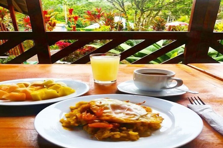 Breakfast/Coffee Service 52 of 79