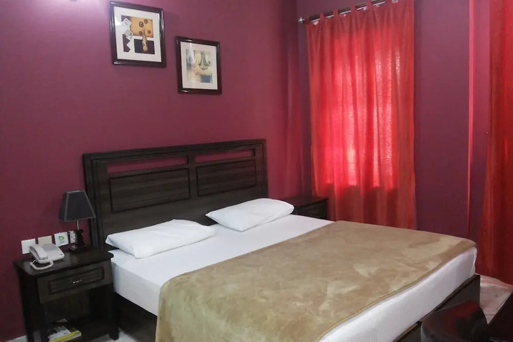 Room 2 of 12
