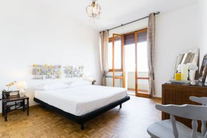Room 16 of 26