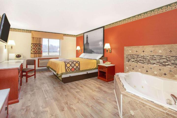 1 King Bed Mobility Accessible (5 of 14)