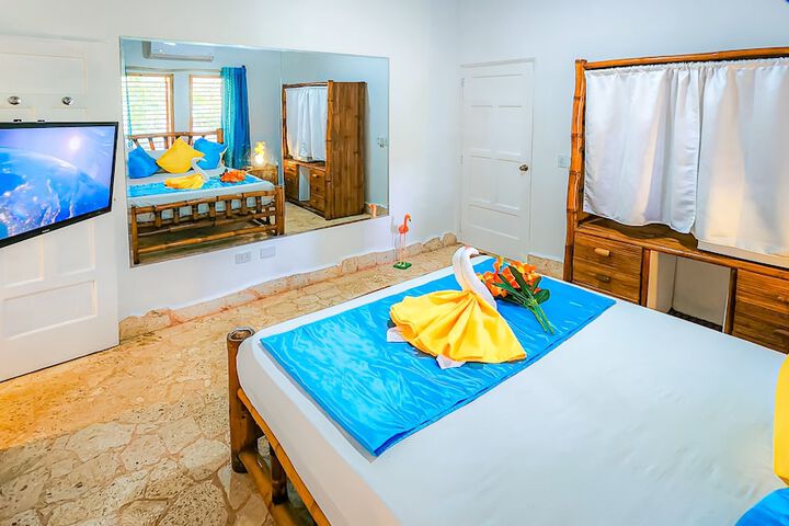 Room 45 of 222