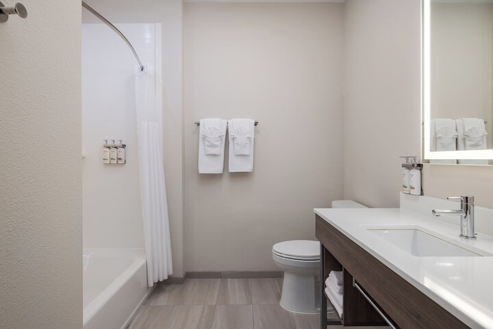 Room 20 of 59