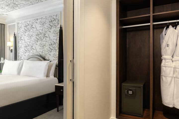 Room 39 of 188