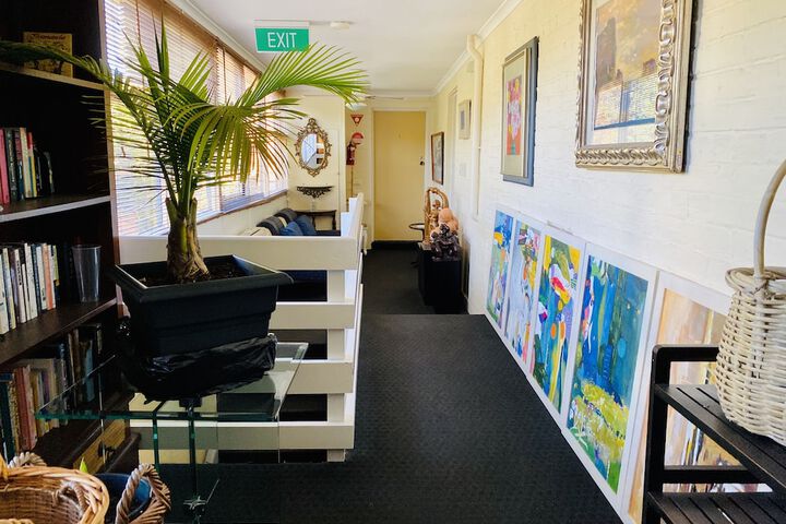 Room 27 of 51