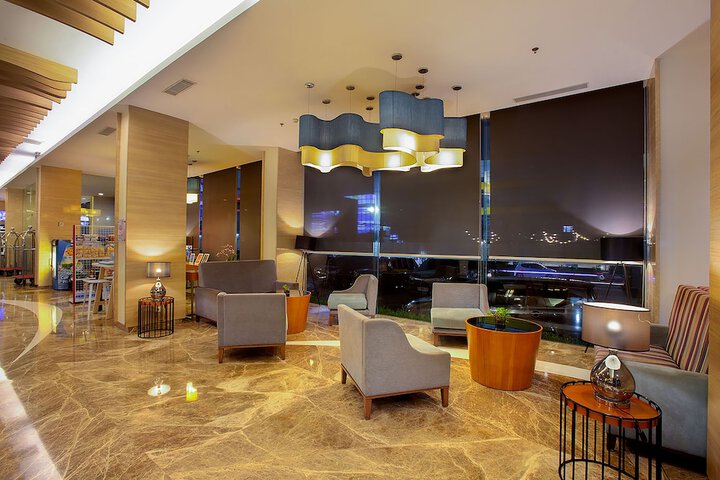 Hotel Interior 5 of 92