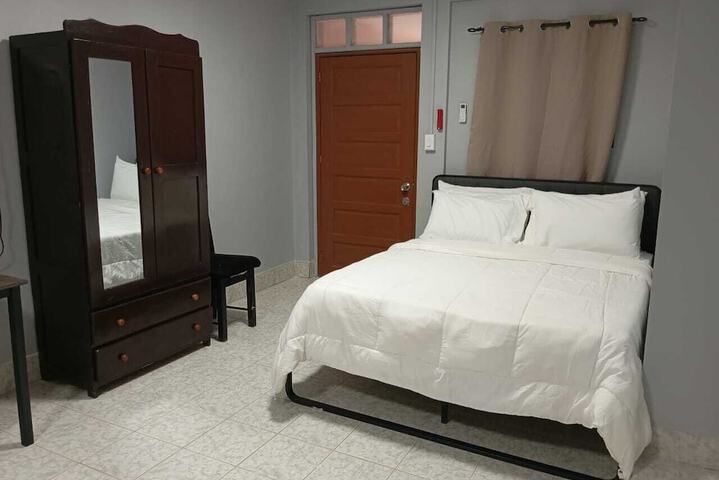 Room 67 of 157