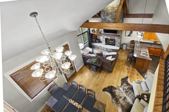 Room 11 of 25