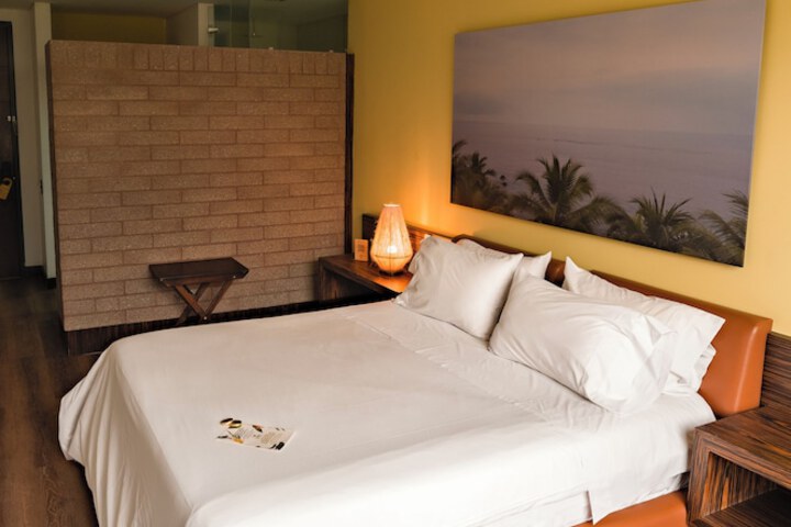 Room 15 of 55