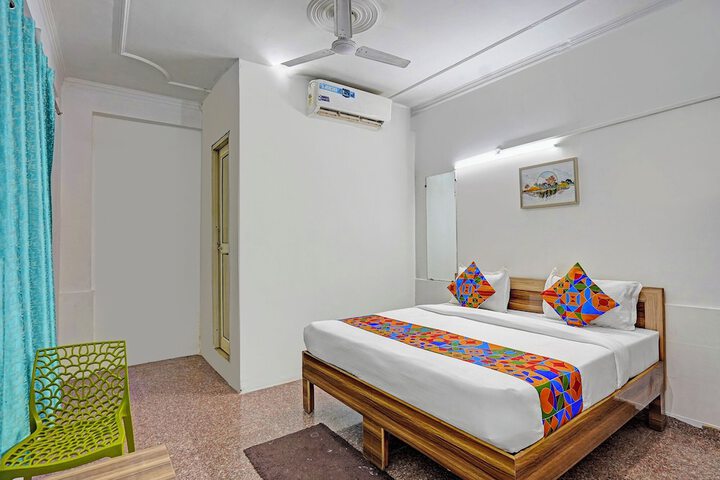 Room 14 of 26