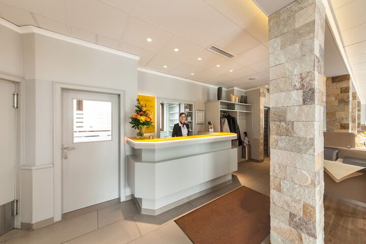 Guest Lobby