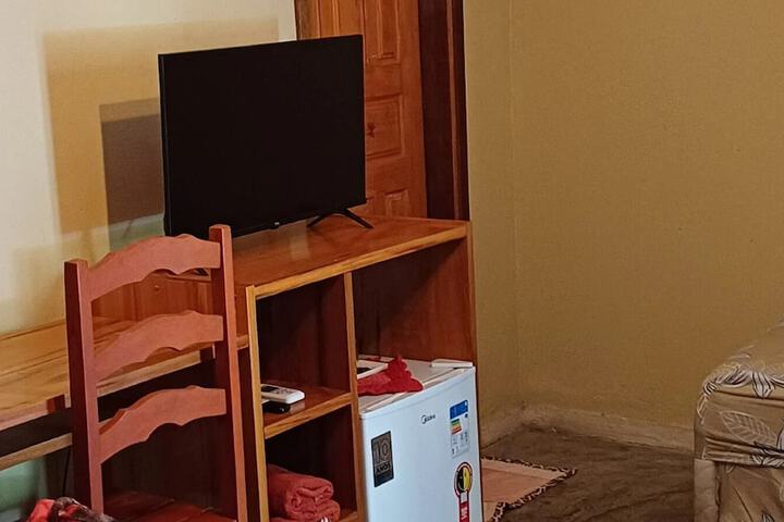 Room 32 of 80