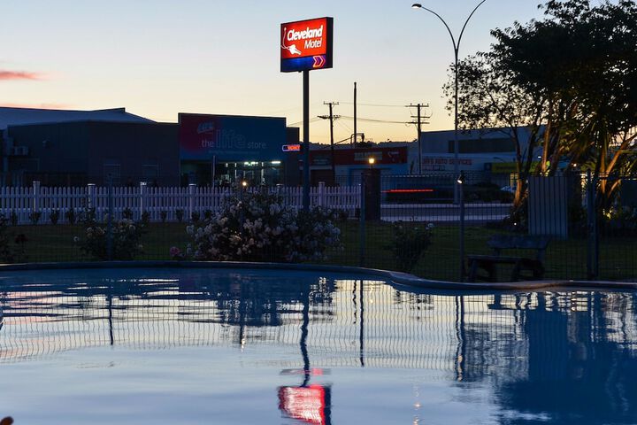 Pool 78 of 92