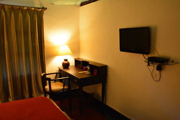 Room 3 of 56