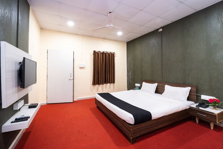 Room 17 of 95