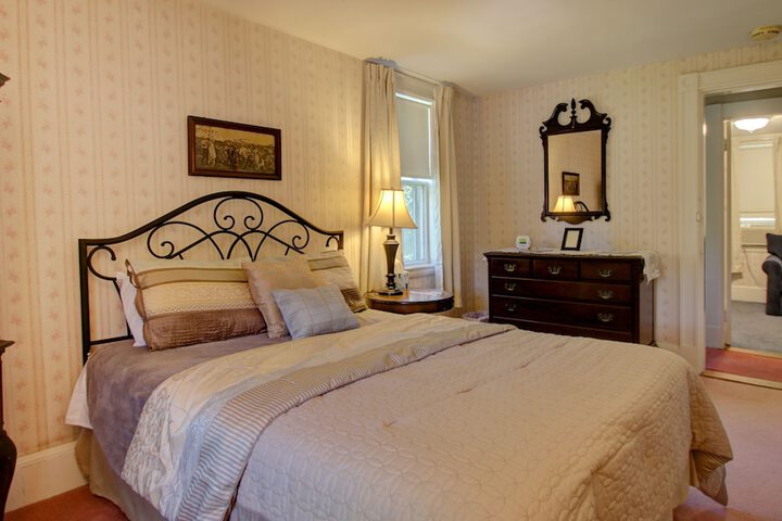 Room 290 of 408