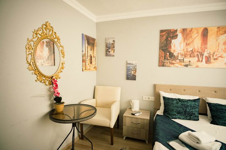 Room 3 of 19