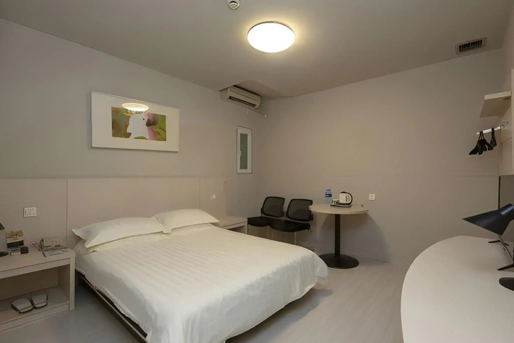 guest_rooms