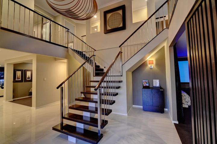 Room 14 of 28