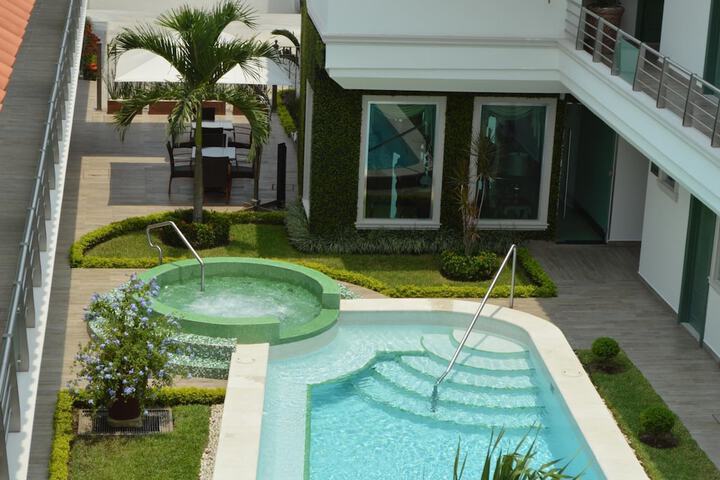 Pool 28 of 36