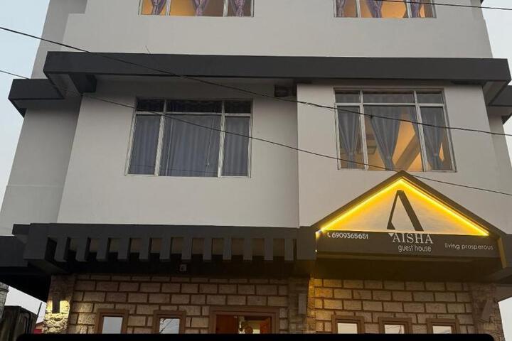 Aisha Guest House Bed & Breakfast