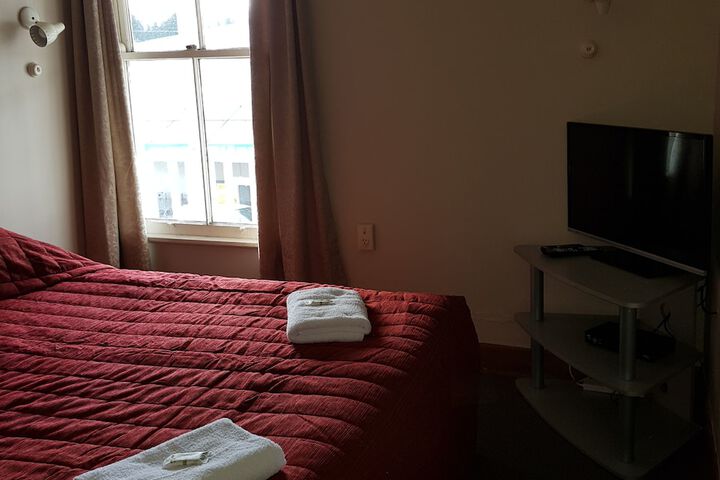 Room 14 of 29