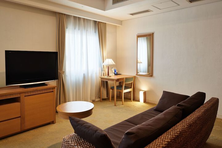 Room 18 of 89