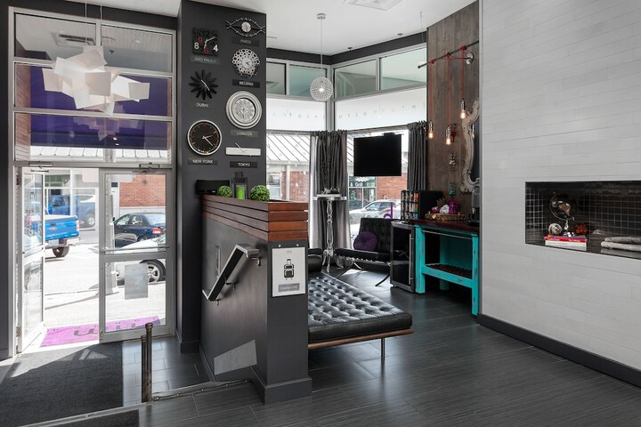 Hotel Interior 3 of 31