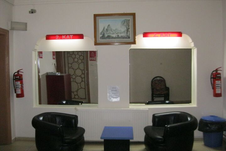 Room 17 of 35