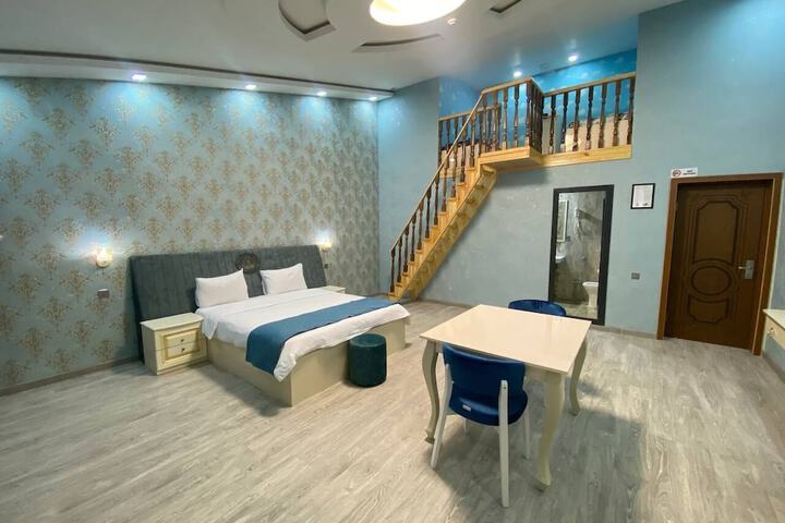 Room 21 of 36
