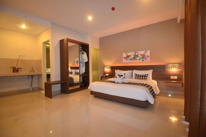 Room 27 of 56