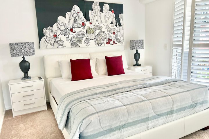 Room 15 of 102