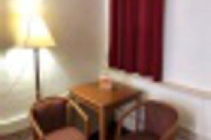 Room 183 of 228