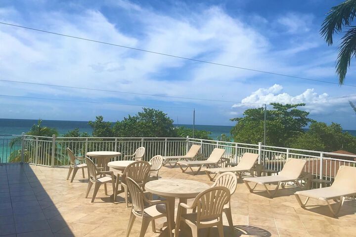 Sundeck 59 of 61