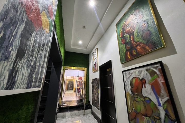 Ballroom/Hall 42 of 50