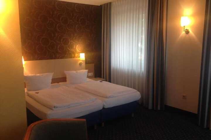 Room 17 of 59