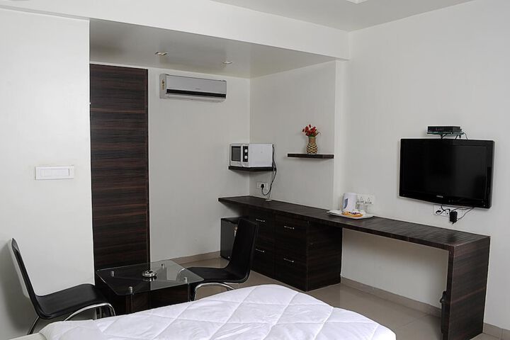 Room 6 of 23