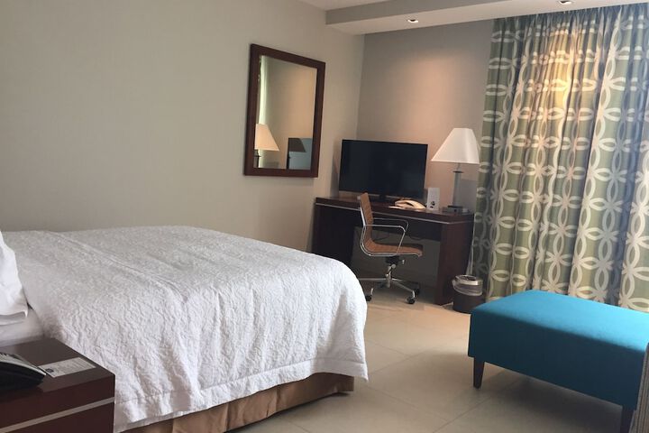 Room 7 of 57
