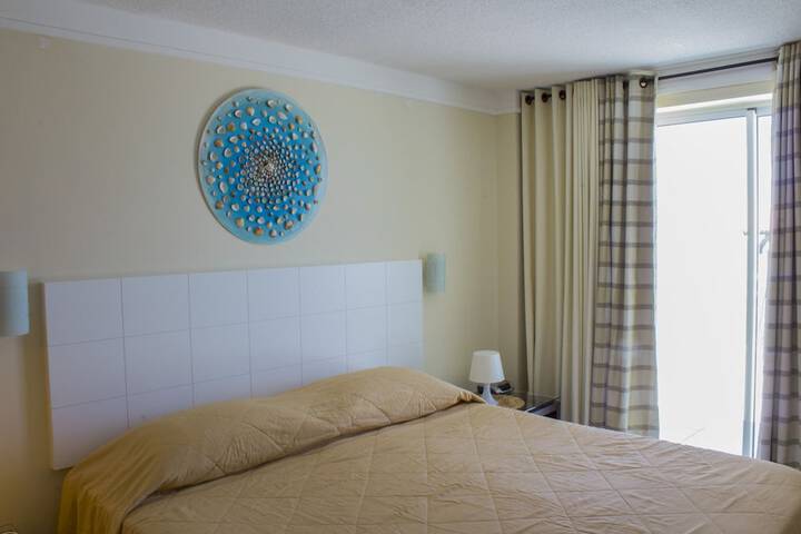 Room 3 of 44