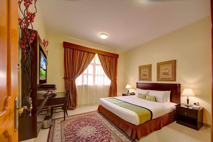 Room 7 of 37