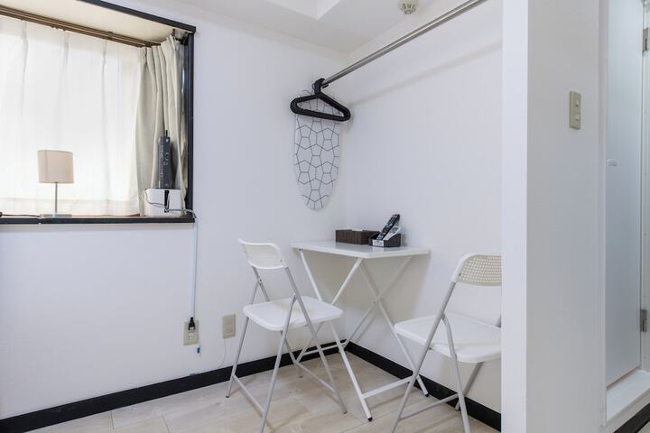 Room 12 of 39