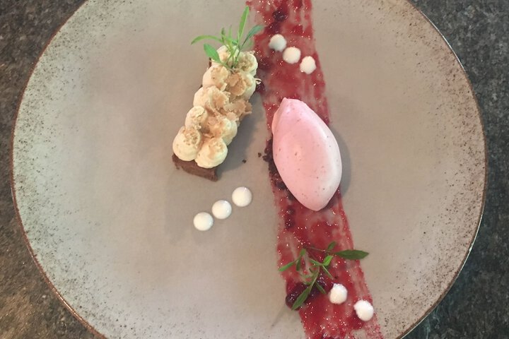 Dining 55 of 71