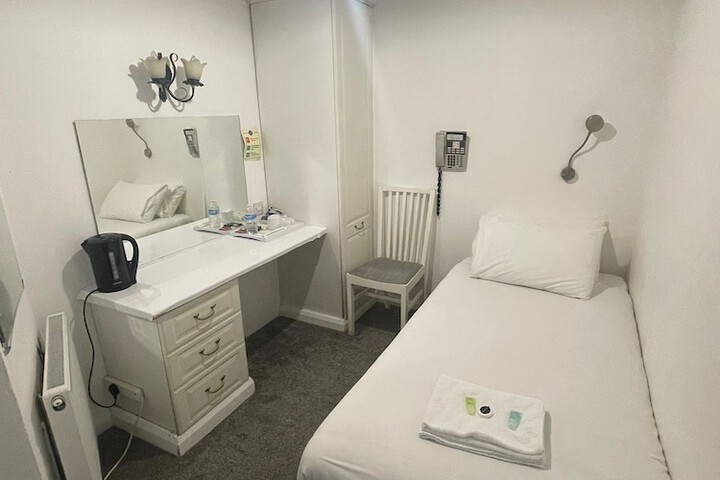 Room 54 of 113
