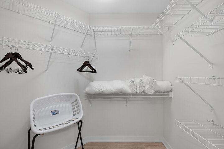 Room 20 of 150